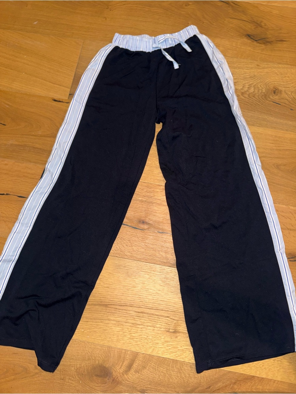 Zara Navy Sweatpants with White Side Stripes